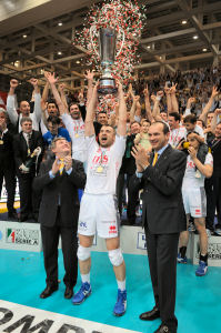 PIACENZA SCONFITTA 3-0, ITAS DIATEC TRENTINO CAMPIONE D'ITALIA!!!