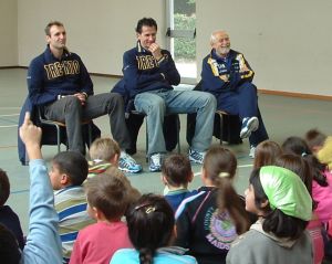 Domani mattina Itas Diatec Trentino fra i banchi di scuola