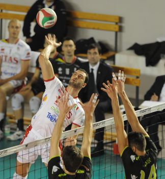 11122011kaz
