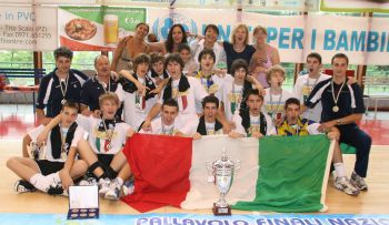 13072011supervolley1