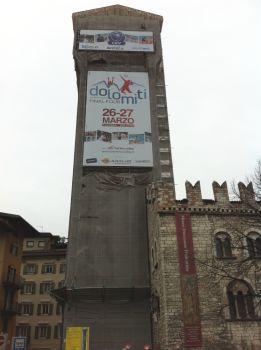 15032011torrecivica1
