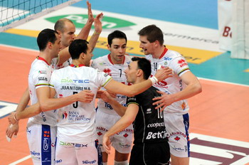 19012011_esultanza_di_squadra